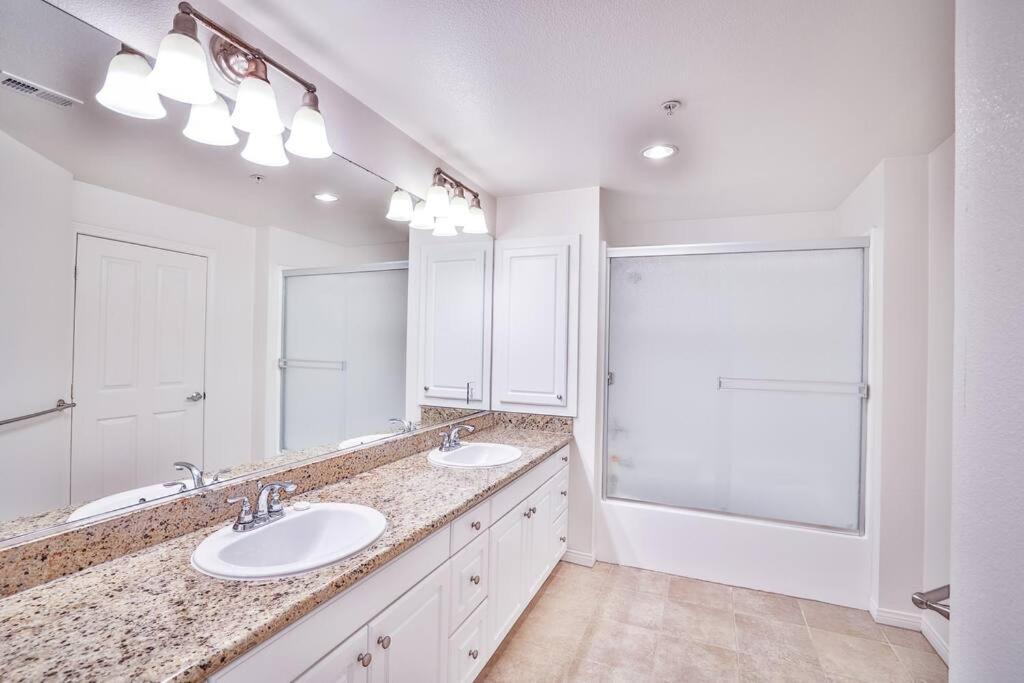 شقة Irvine Upscale 2Br Apt Near Spectrum, Great Park, Uci المظهر الخارجي الصورة